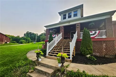221 Mccaughtry Run Rd, Darlington, PA 16115