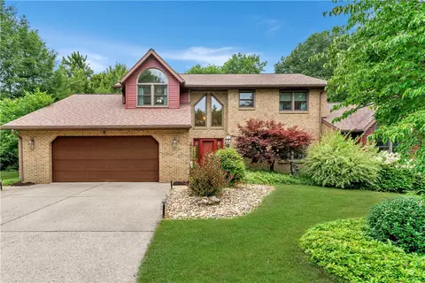 105 Ojibwa Dr, Butler, PA 16001