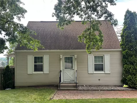 3323 Leechburg Rd, New Kensington, PA 15068