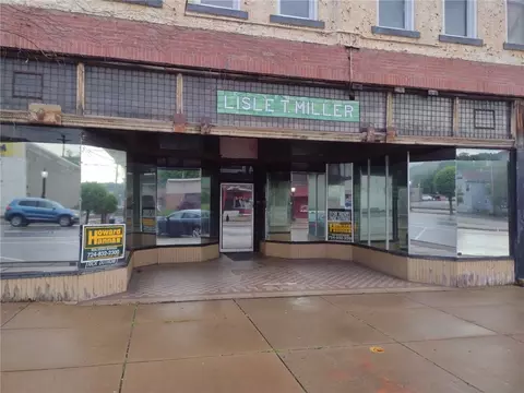 914 Seventh Ave, Beaver Falls, PA 15010