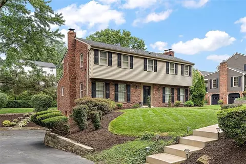 1810 Tyris Dr, Pittsburgh, PA 15241