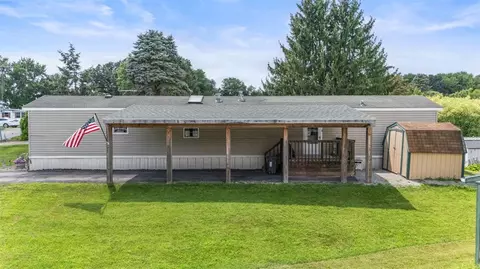 3 Concord Cir, Freedom, PA 15042