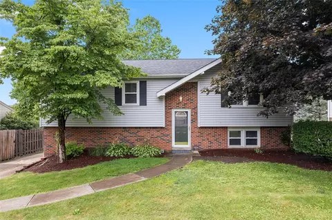 112 Irene Dr, Irwin, PA 15642