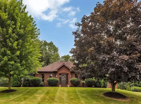1215 Harmony Heights Dr, Harmony, PA 16037