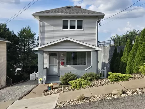 208 W Miller Ave, Homestead, PA 15120