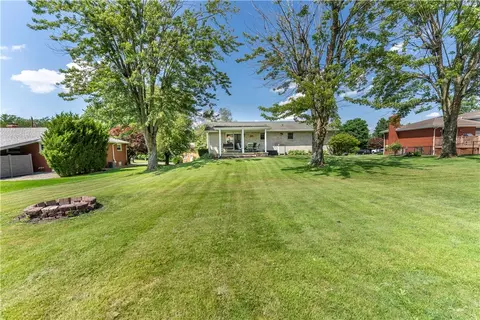 239 Walnut St, Houston, PA 15342 photo 43