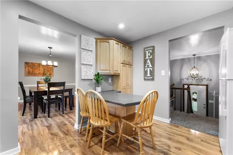 239 Walnut St, Houston, PA 15342 photo 12
