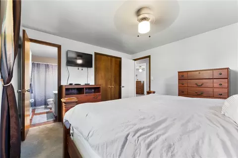 239 Walnut St, Houston, PA 15342 photo 23
