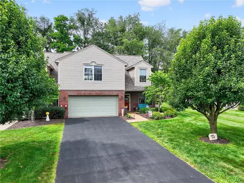 19 Dogwood Dr, Washington, PA 15301