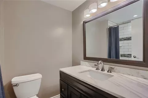 Bath - 9014 Willoughby Rd, Pittsburgh, PA 15237 photo 2 of 4