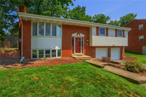 Exterior - 9014 Willoughby Rd, Pittsburgh, PA 15237 photo 3 of 14