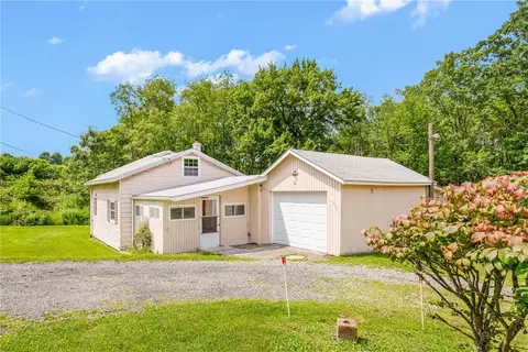 2793 State Route 31, Acme, PA 15610