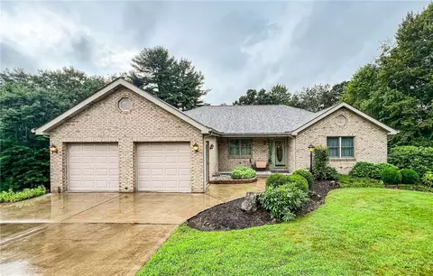 137 Shepperd Dr, Butler, PA 16002