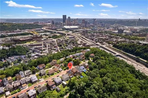 View/Area - 920 Yetta Ave, Pittsburgh, PA 15212 photo 2 of 2