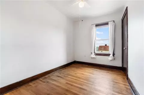 Bedroom - 920 Yetta Ave, Pittsburgh, PA 15212 photo 1 of 3