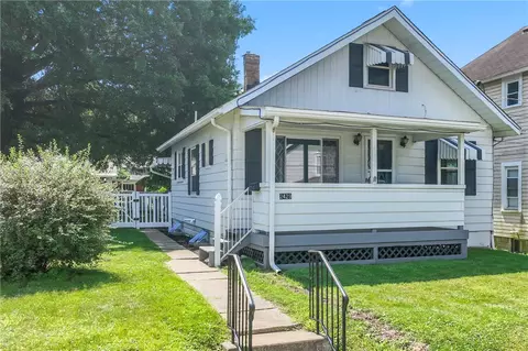 2429 W Wade St, Aliquippa, PA 15001