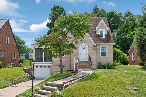 394 Wilbert Ave, Washington, PA 15301