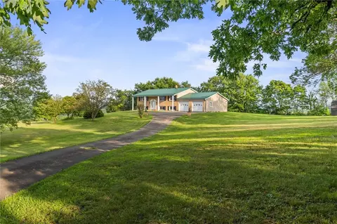 450 Ford City Rd, Freeport, PA 16229