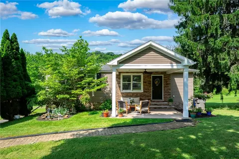 190 Browns Hill Rd, Valencia, PA 16059