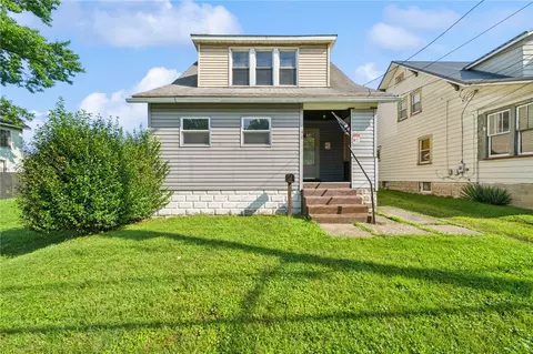 415 Long Run Rd, Mckeesport, PA 15132