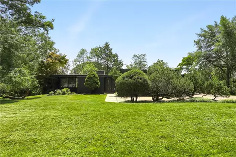 30 Highland Dr, Pittsburgh, PA 15202