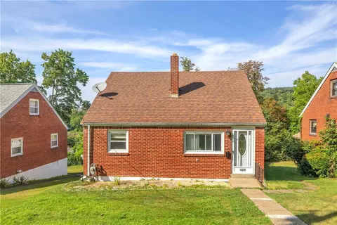 428 Mary St, Jeannette, PA 15644