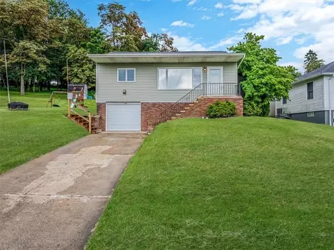 1146 Connellsville Rd, Fayette City, PA 15438