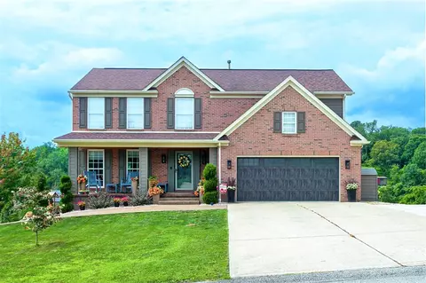 143 Valley View Dr, Belle Vernon, PA 15012