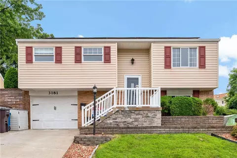3181 Mellott Rd, Pittsburgh, PA 15227
