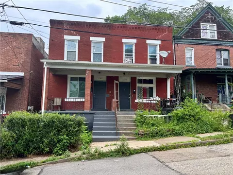 1107-1109 Jane St, Pittsburgh, PA 15221