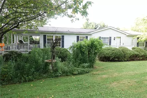 125 Morris Rd, Petrolia, PA 16050