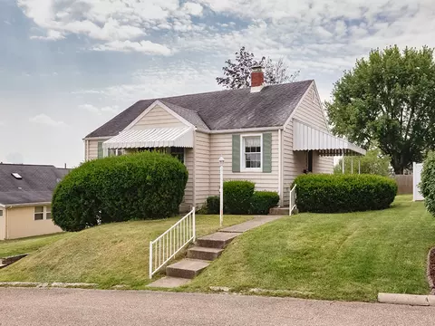 103 Warren Dr, New Kensington, PA 15068