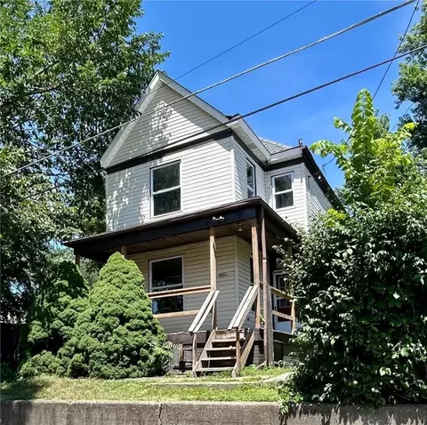 1457 7th Ave, New Brighton, PA 15066