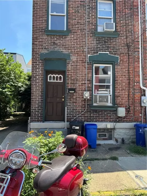 5224 Carnegie St, Pittsburgh, PA 15201