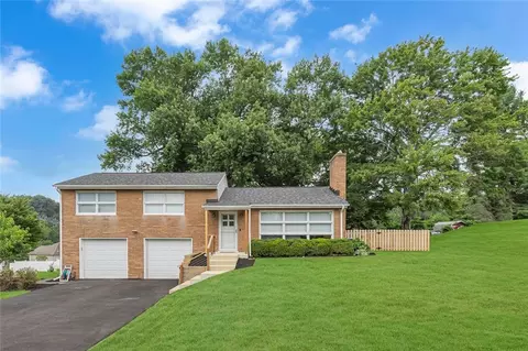 132 Wallace Cir, Aliquippa, PA 15001