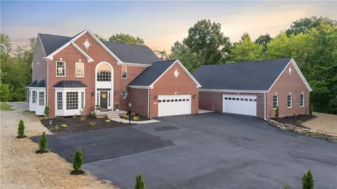 192 Baldwin Rd, Carnegie, PA 15106