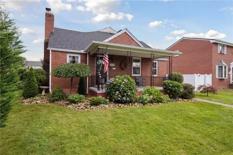 1210 Carlisle St, Natrona Heights, PA 15065