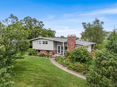 806 Old Clairton Rd, Jefferson Hills, PA 15025
