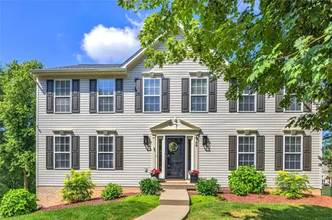 702 Williamsburg Ct, Cranberry Township, PA 16066