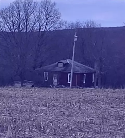 1650 County Line Rd, Champion, PA 15628