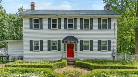 239 Marshall Rd, Oakdale, PA 15071