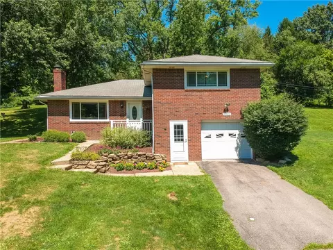 1021 Spring St, Mcdonald, PA 15057