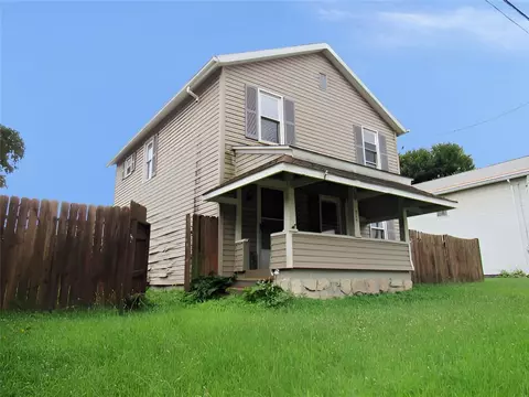 266 Prospect Ave, Freeport, PA 16229