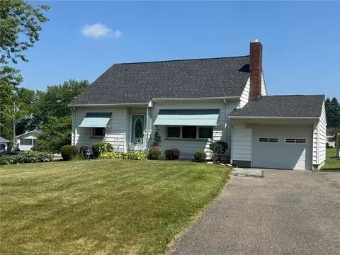 2901 Ellwood Rd, New Castle, PA 16101