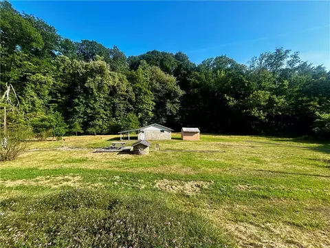 171 Brownsville Rd, Fayette City, PA 15438