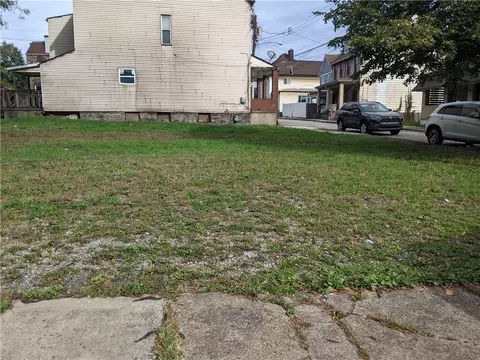 0 Glosser St, East Pittsburgh, PA 15112