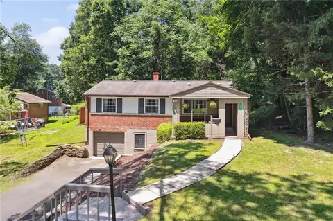 503 Aura Dr, Monroeville, PA 15146