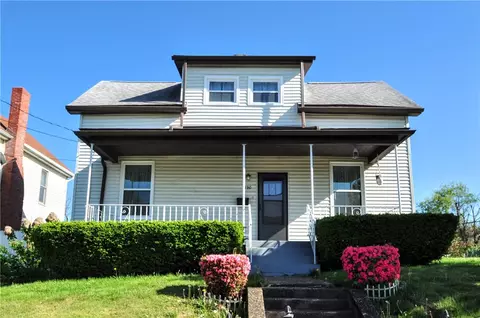 590 Broad St, Washington, PA 15301