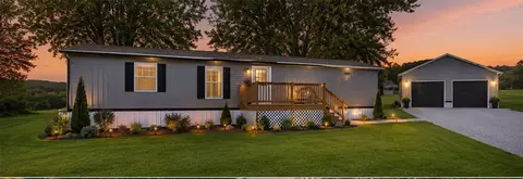 4053 Pioneer Lake Rd, Cherry Tree, PA 15724