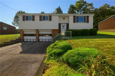 115 Mallard Dr, Mckees Rocks, PA 15136